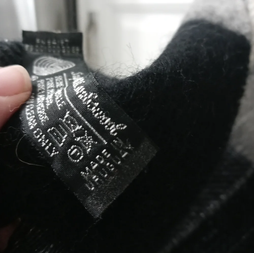 100% Superfine Lambs wool black gray Unisex Neck Scarf 47